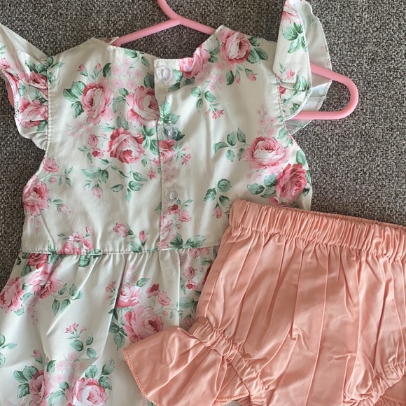 Baby girl outfit - Picture 2 of 2